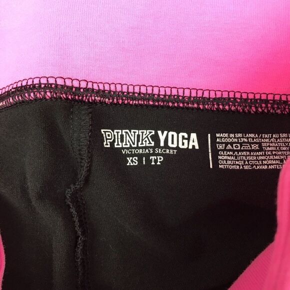 Victoria’s Secret Pink Yoga Capris Women Size XS - Picture 2 of 3